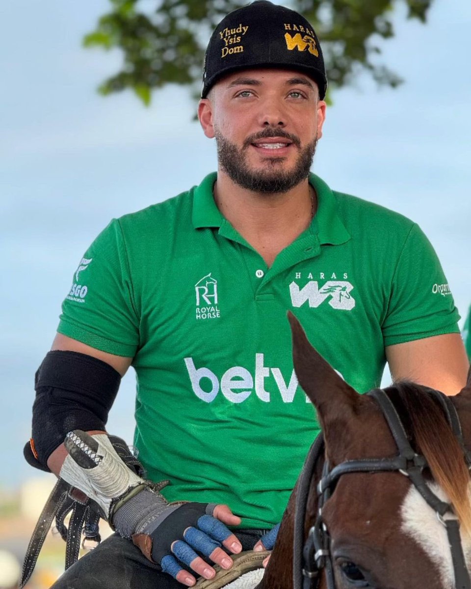 WesleySafadao's tweet photo. 🤠 https://t.co/jzfY3NTAim