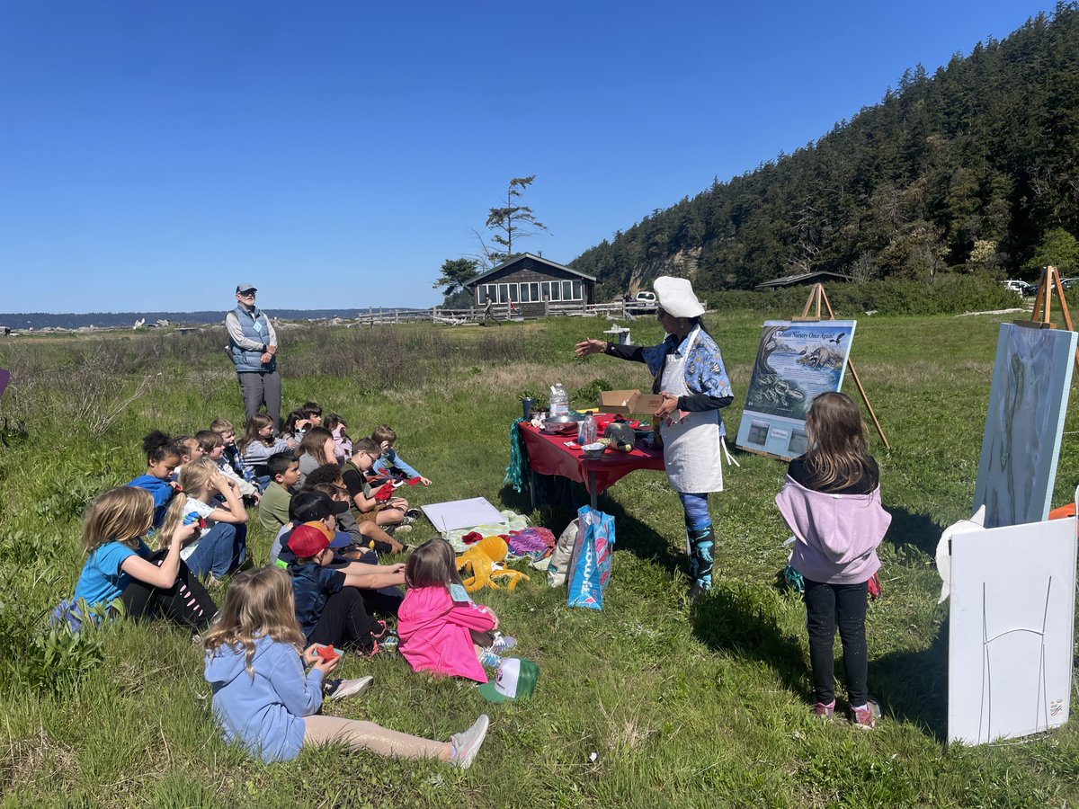 EBEPrincipal's tweet photo. Our second grade classes went on a field trip to the state park yesterday. They had an incredible time learning and exploring! #elgerbayexplorers https://t.co/mWkW1z19tz