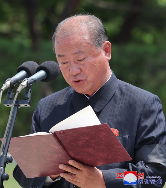 Condolatory Address Made at Ceremony of Bidding Farewell to Late Kim Ki Nam Ri Il Hwan, member of the Political Bureau and secretary of the Central Committee of the Workers' Party of Korea, made a condolatory address at the ceremony of bidding last farewell to the late Kim Ki Nam