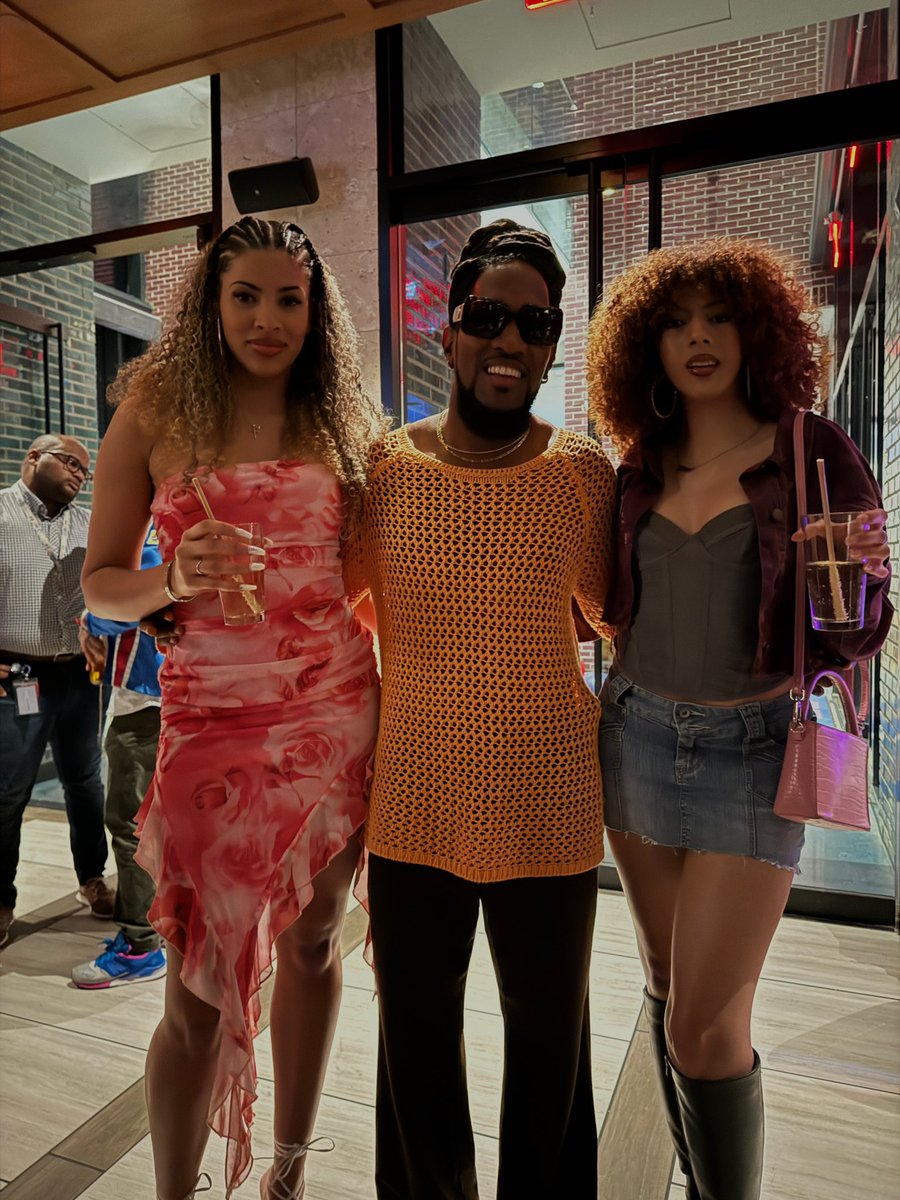 Last night’s at <a href="/NinoAugustine/">NINO LAVOE AUGUSTINE 🇵🇦</a> listening party 💿