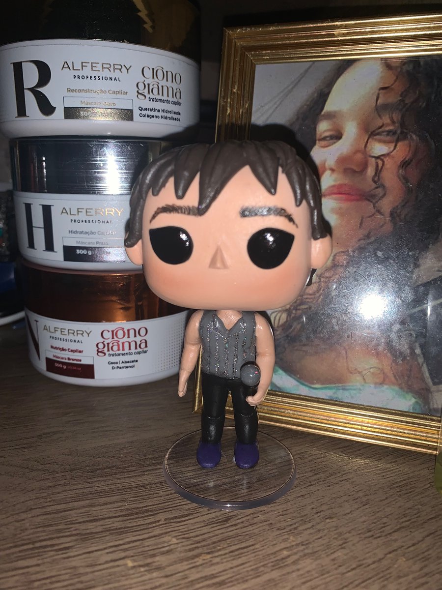 ganhei um funko do mingyu 😭😭💗