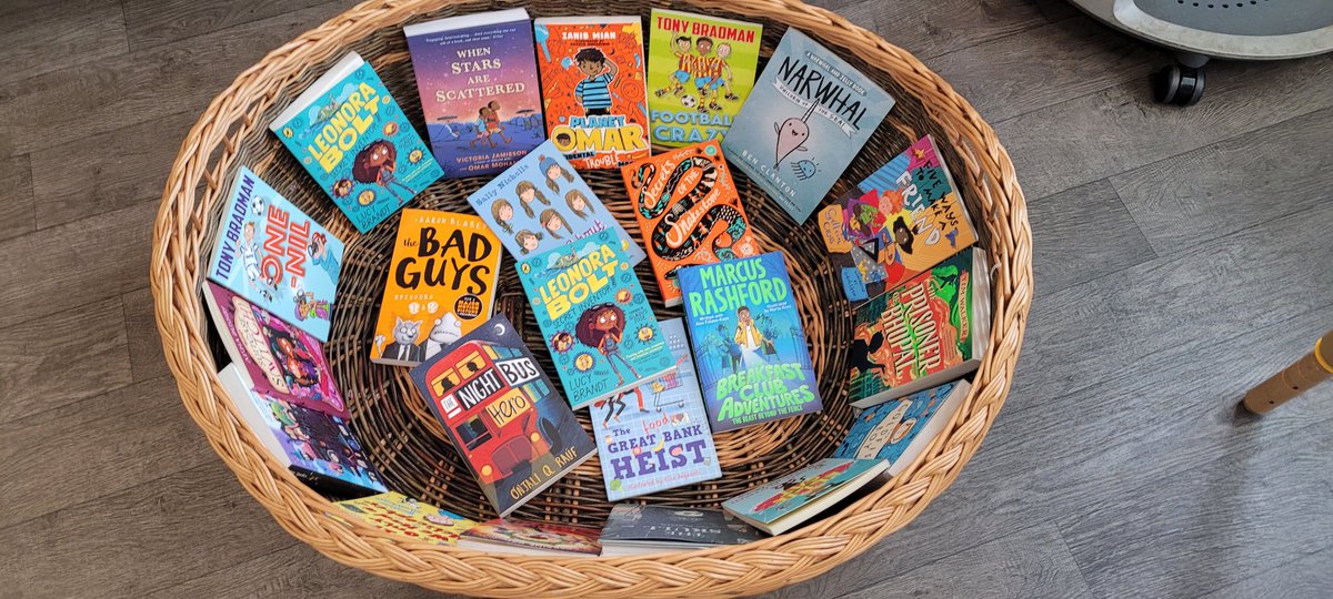 Miss Innes tweet media