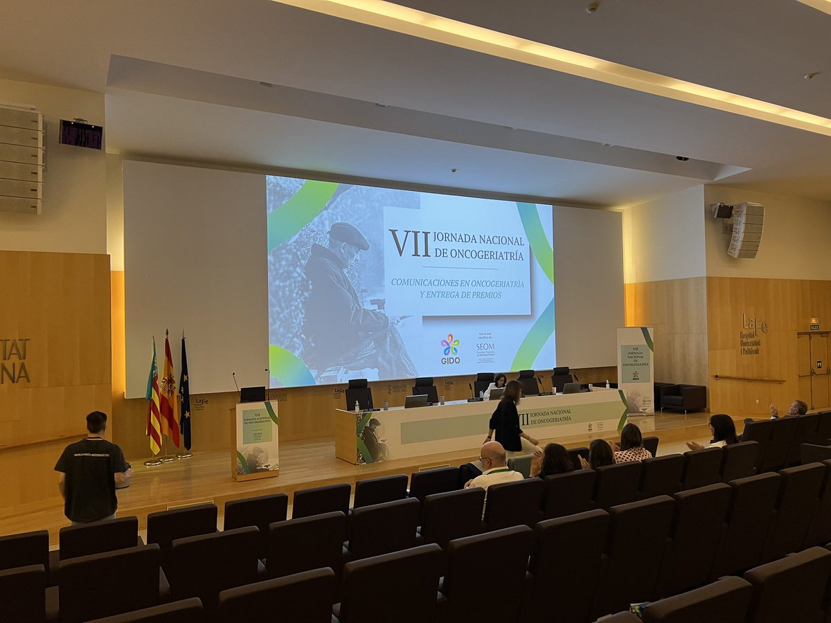 GIDOncologia's tweet photo. Finalizamos la jornada de hoy con las
COMUNICACIONES EN ONCOGERIATRÍA Y ENTREGA DE PREMIOS.

Enhorabuena por sus premios a:

- 1er PREMIO: Dra. Silvia Forcano
- 2º PREMIO: Dra. Irene Paredero Pérez
- 3er PREMIO: Dr. Enric Prats Bacardit https://t.co/UzkVYoDI9Y