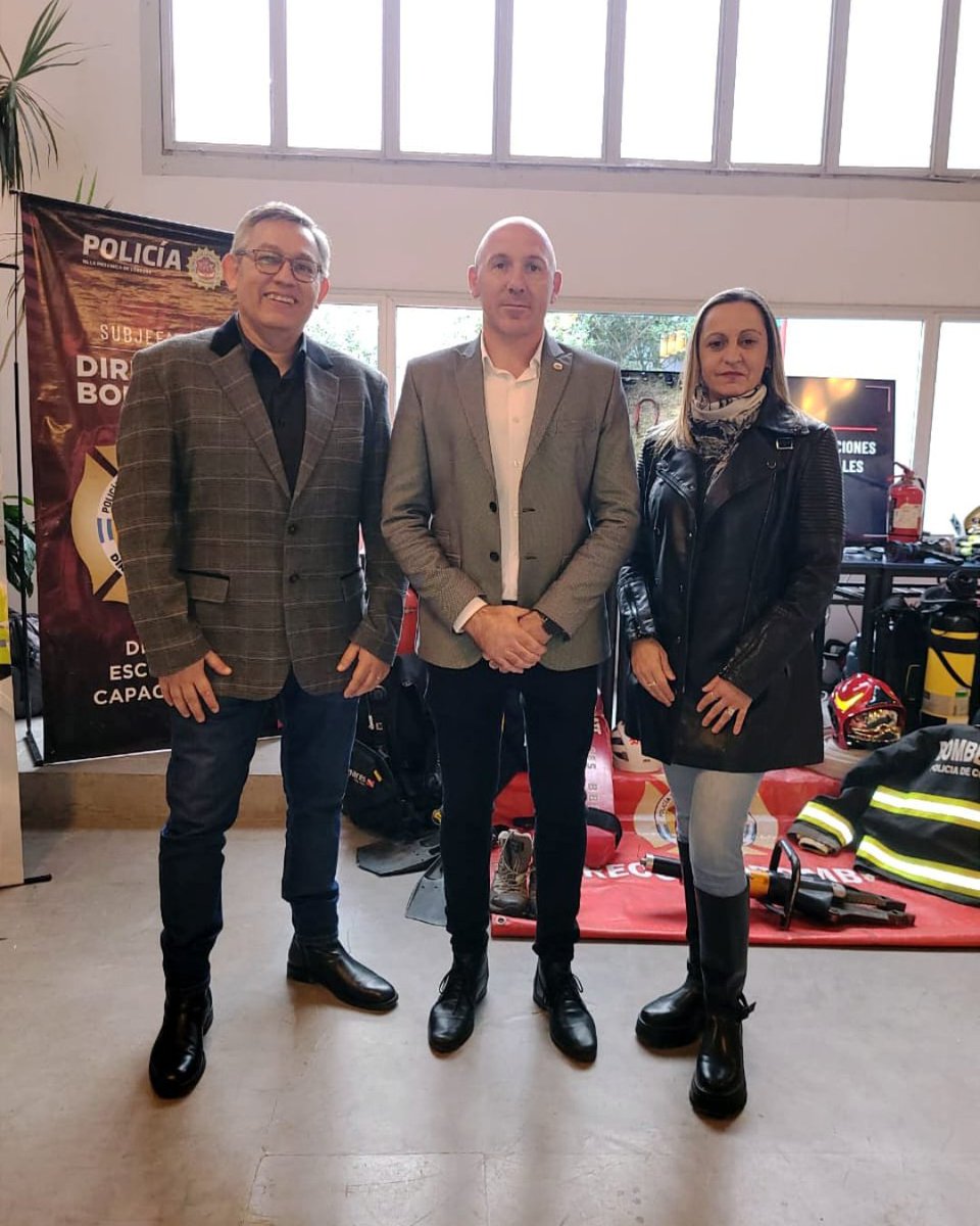 cophisec's tweet photo. 🔸En representación del Colegio Profesional de Higiene y Seguridad asistieron:
» Lic. Lorena Ponce, Secretaria General
» Lic. Walter Juan Manuel Moyano, Vocal Titular

El evento se llevó a cabo en el Auditorio Campus UBP el pasado jueves 9 de mayo. https://t.co/VwpTg4yzpF