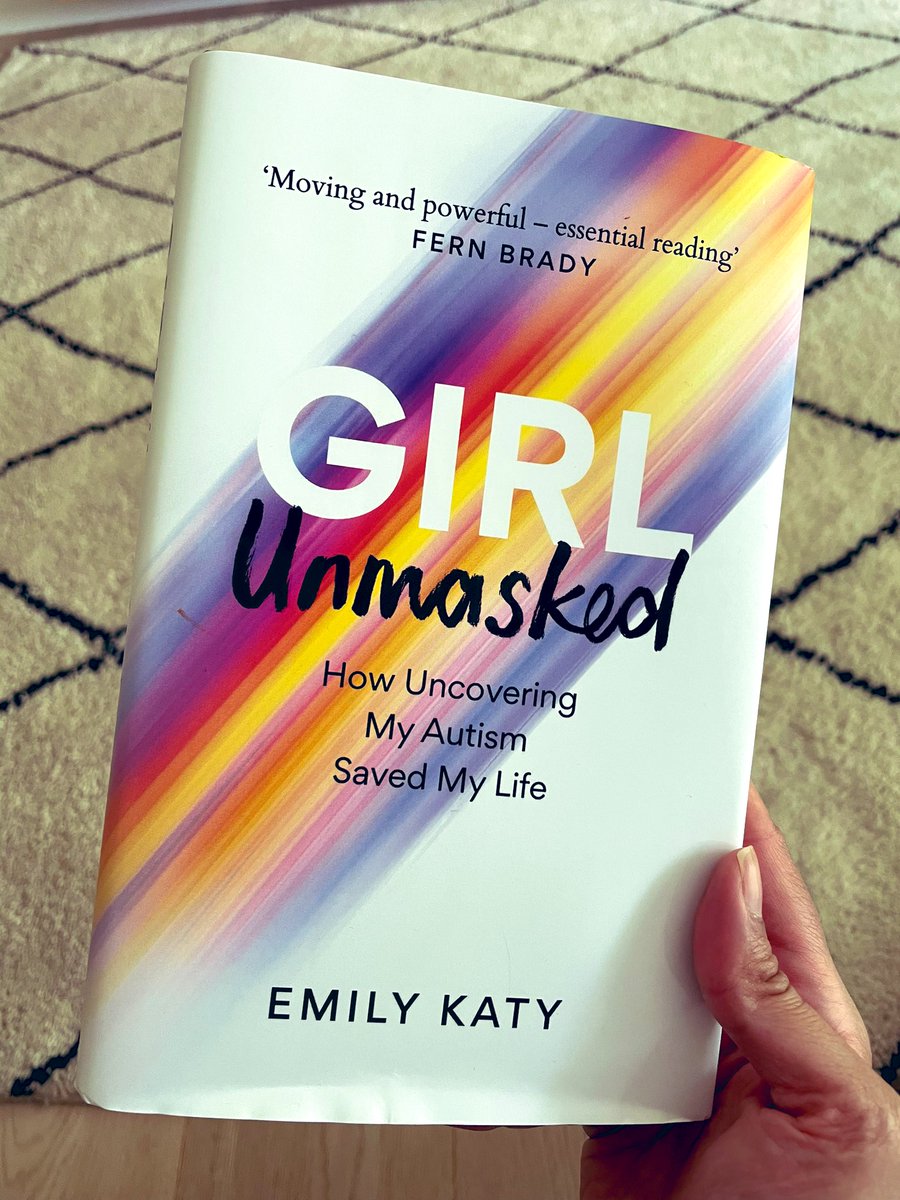 Busy week, big gym session. Had this for a while but finally have time to sink into it this weekend. Girl Unmasked by @ItsEmilyKaty. Can already tell this will give me all the feels. 💛