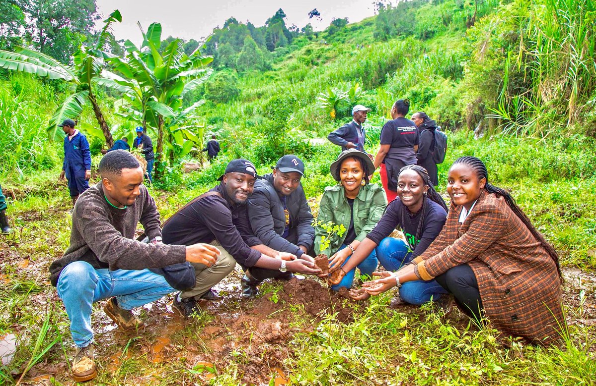 Joining forces with @nairobi_rivers and @OfOndiri, we planted trees at Nyongara Riverto mark the #NationalTreeGrowingDay. In honor of the lives lost in recent floods, and as part of Kenya’s campaign to grow 15 billion trees by 2032, we plant hope for a greener, safer future. 🌳🇰🇪