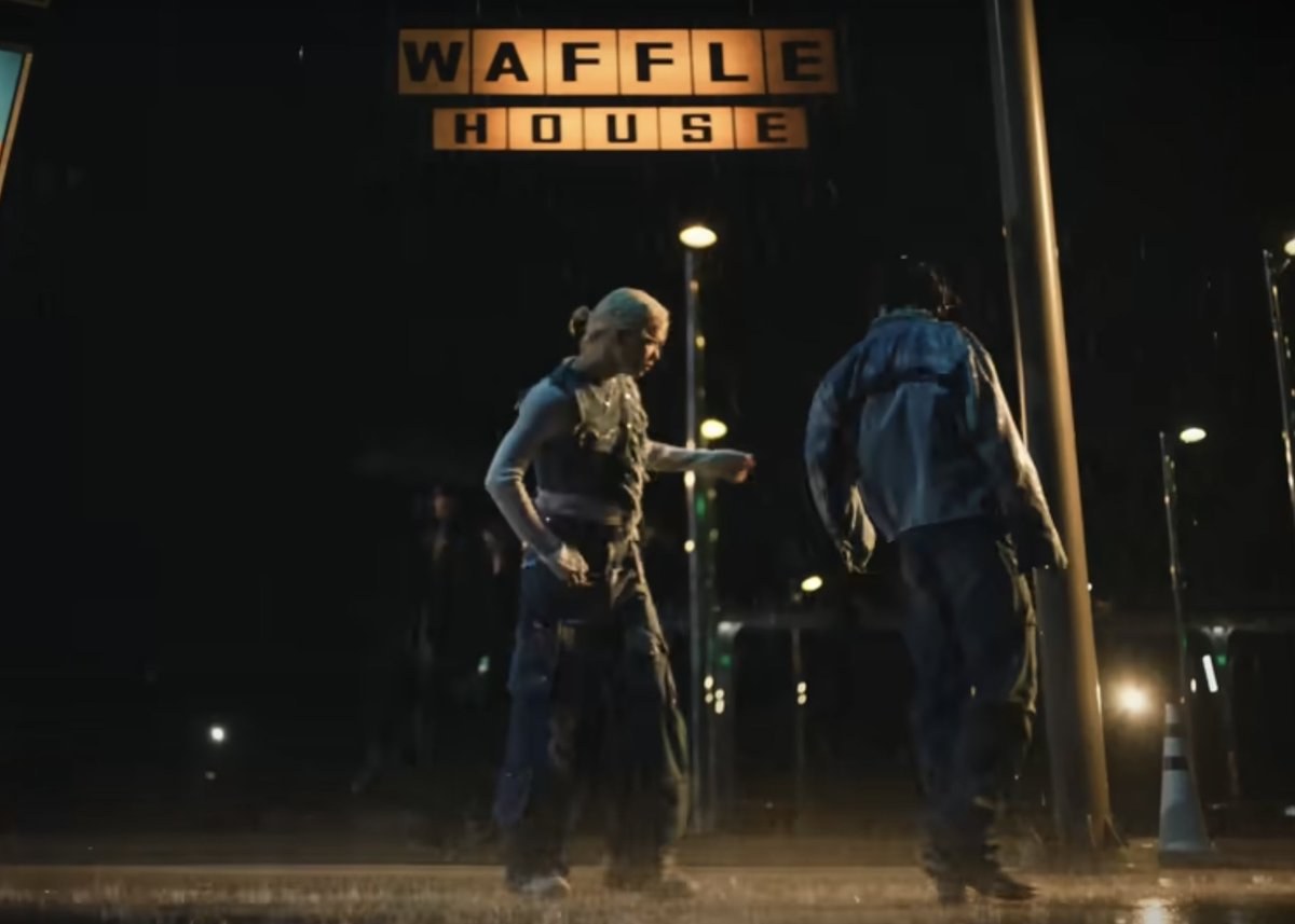 .@Stray_Kids and Charlie Puth Drop to Their Knees in Love on New Collaboration ‘Lose My Breath’

... And in the video, there's a showdown in the Waffle House parking lot. 

Watch it here: rollingstone.com/music/music-ne…