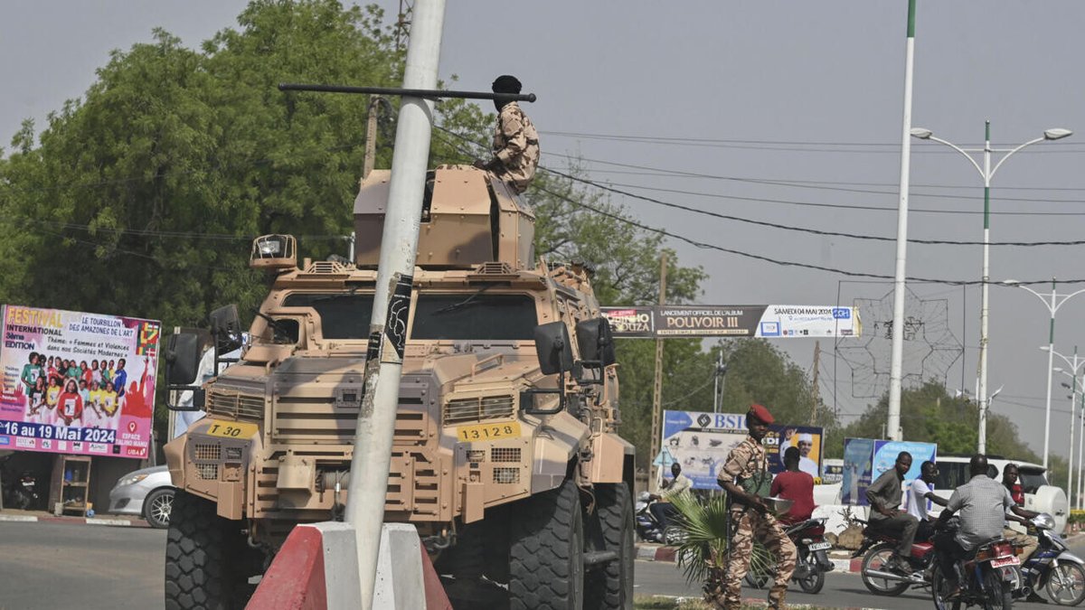 Chad army deploys in force after junta leader Déby is elected president ➡️ go.france24.com/JCz