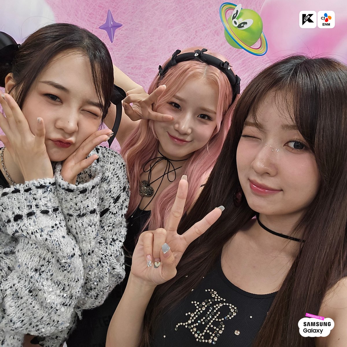 [#KCONJAPAN2024] 💖 #LIMELIGHT GROUP PIC 📍 MAY 10 (FRI) It was a happy time to be with U! 素敵な時間ありがとうございました！ ✨ Let’s #KCON!