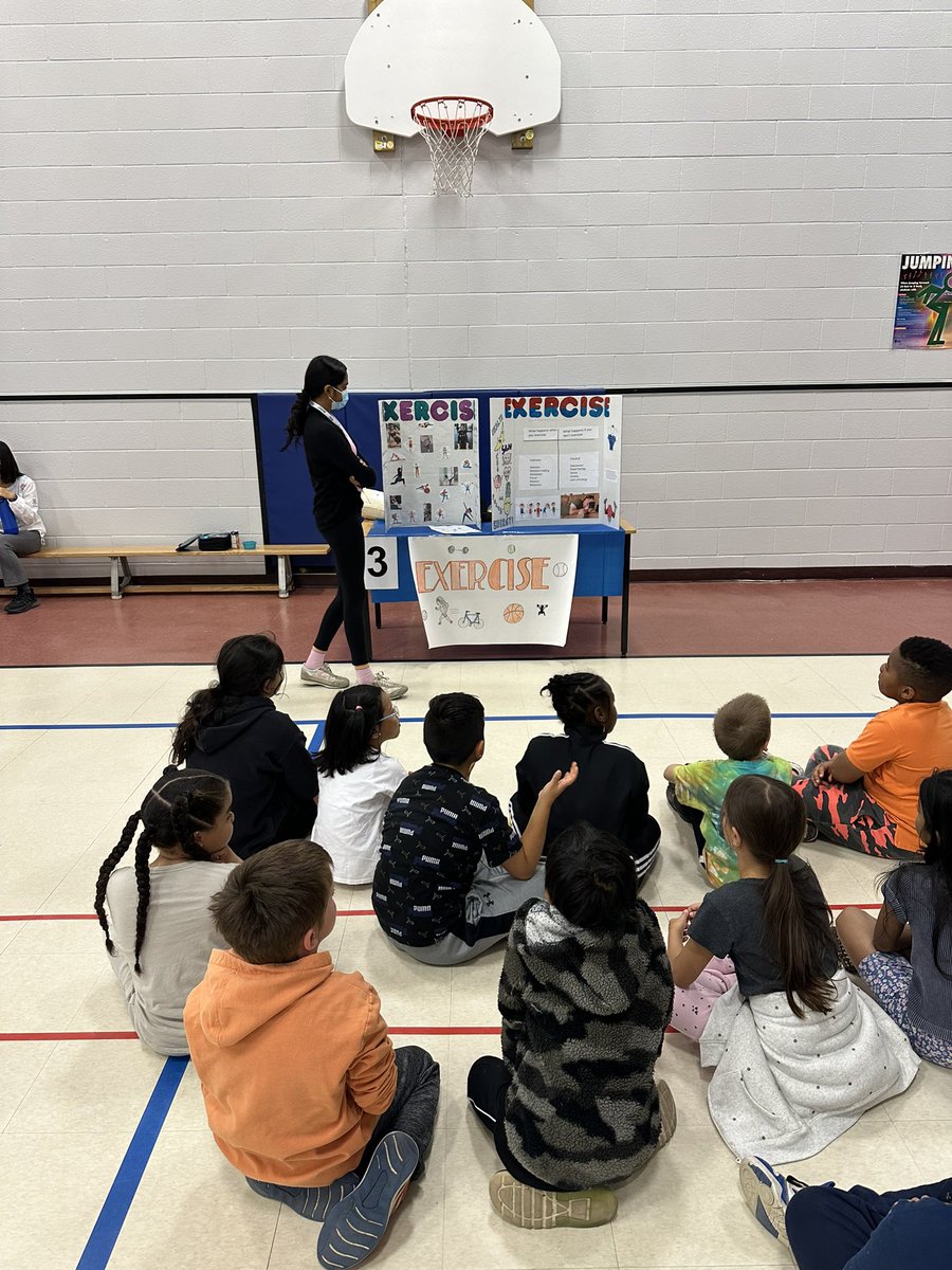 Miss D. Santin tweet media