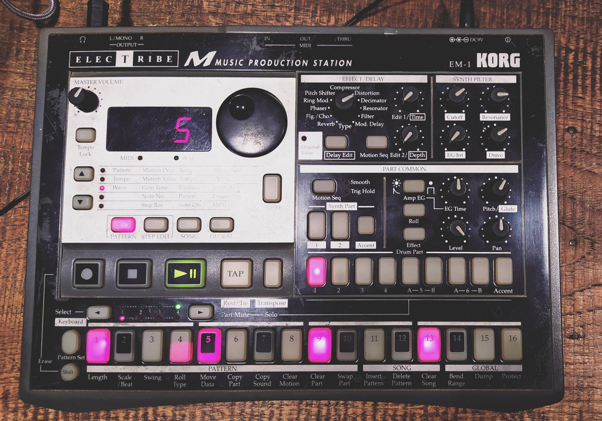 hmm enaq, KORG ELECTRIBE EM-1 😊