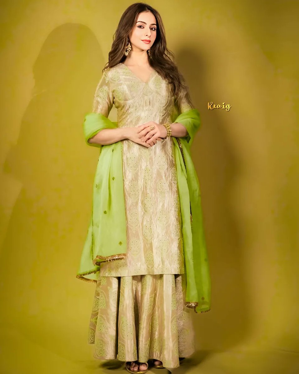 rakulxaspire's tweet image. The Gorgeous! 😻💚🙇🏻‍♀️🫶🏻✨

#rakulpreet #rakulpreetsingh #raku #Israel #ViratKohli #jjk259