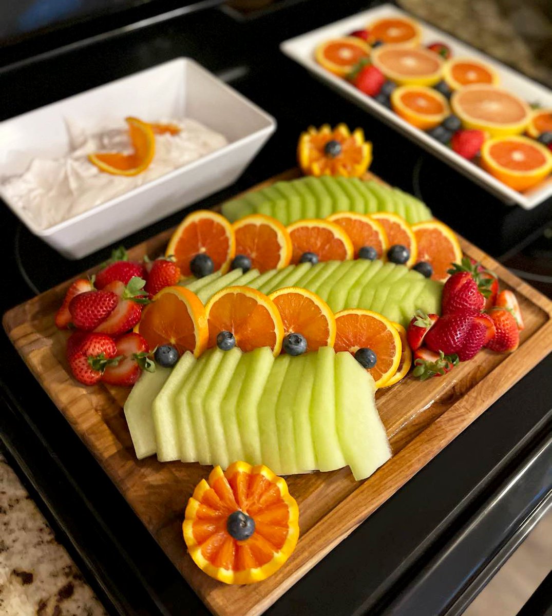 Sharpen those knife skills like a pro! This stunning fruit display is a testament to what practice can achieve, and at CSG, we know that practice makes perfect. 

#FromtheFieldFriday #knifeskills #foodservice #foodmanagement #culinaryservices #culinaryservicesgroup