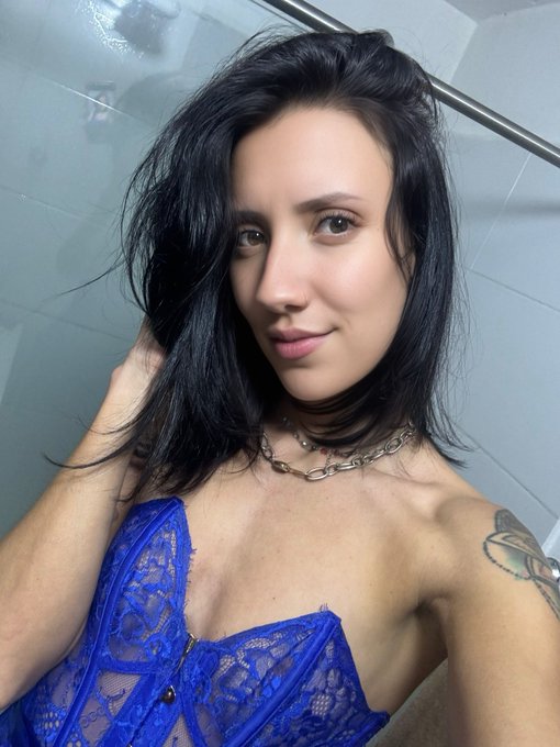 Shoot me a text now and get to know me 👸  https://t.co/EciQmOZlmS https://t.co/vft3G4MnoH<a href="/tag/newprofilepic"class="tags"><span>#newprofilepic</span></a>