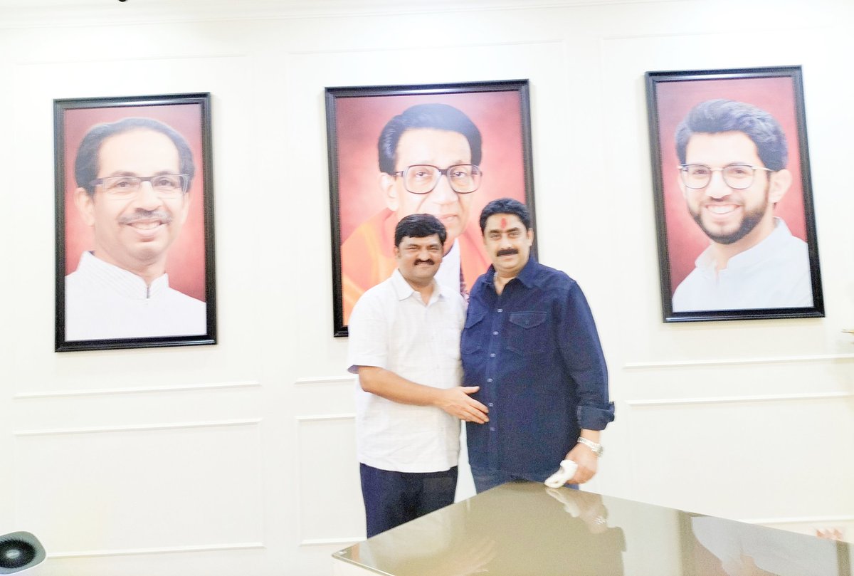 Visited and discussed poll strategy with Shiv Sena + Congress alliance MVA North -East Mumbai candidate Shree Sanjay Dina Patil , he is winning with Huge margin... #SanjayDinaPatil