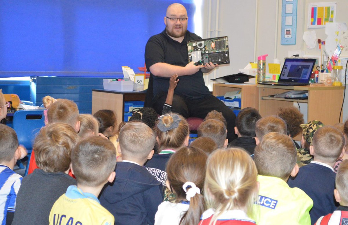 Who doesn't like a Show & Tell? Here's our Dan doing his bit at one of our schools!