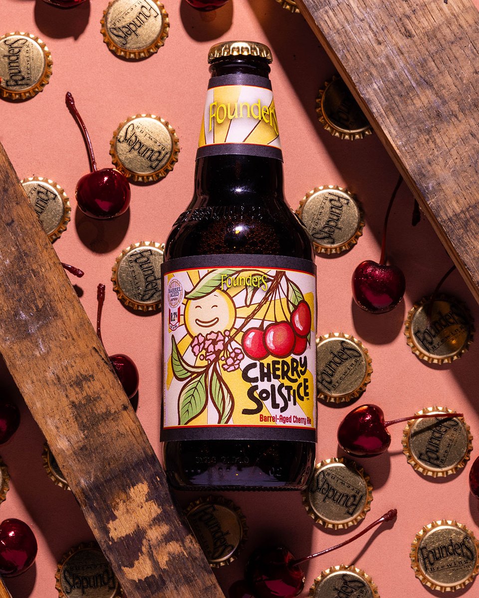 Cherry Solstice is now available at our taproom in 4-pack bottles! This bourbon barrel-aged cherry ale, with notes of vanilla comes in at 8.2% ABV for a subtly sweet boozy treat. Swing by the taproom to grab some before it's gone!