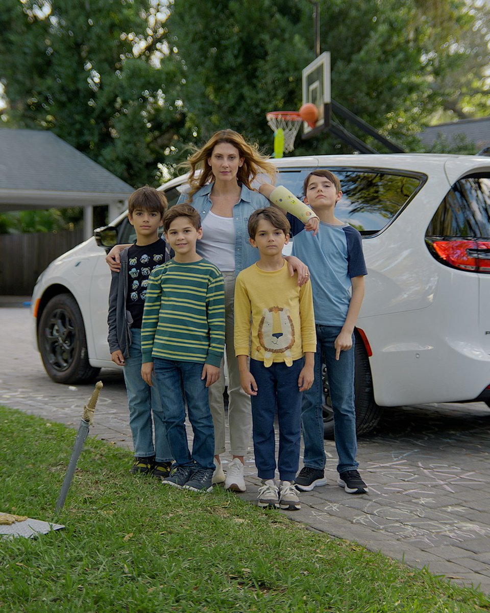 ¡Les deseamos a todas las mamás un feliz Día de las Madres! Vamos a celebrarlas todo el fin de semana. 💐