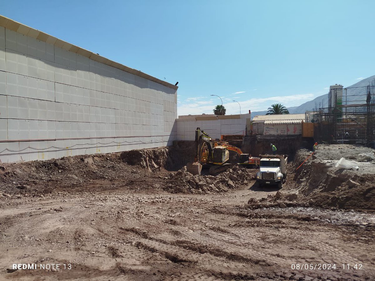 Avanzan trabajos de excavación del Nuevo Servicio de Oncología de @Hospitaliquique Un anhelo de la comunidad que se materializa y que otorga mayor resolutividad para los tarapaqueños y toda la MacroZona Norte @ministeriosalud @DPRTarapaca @DPPTamarugal @min_interior