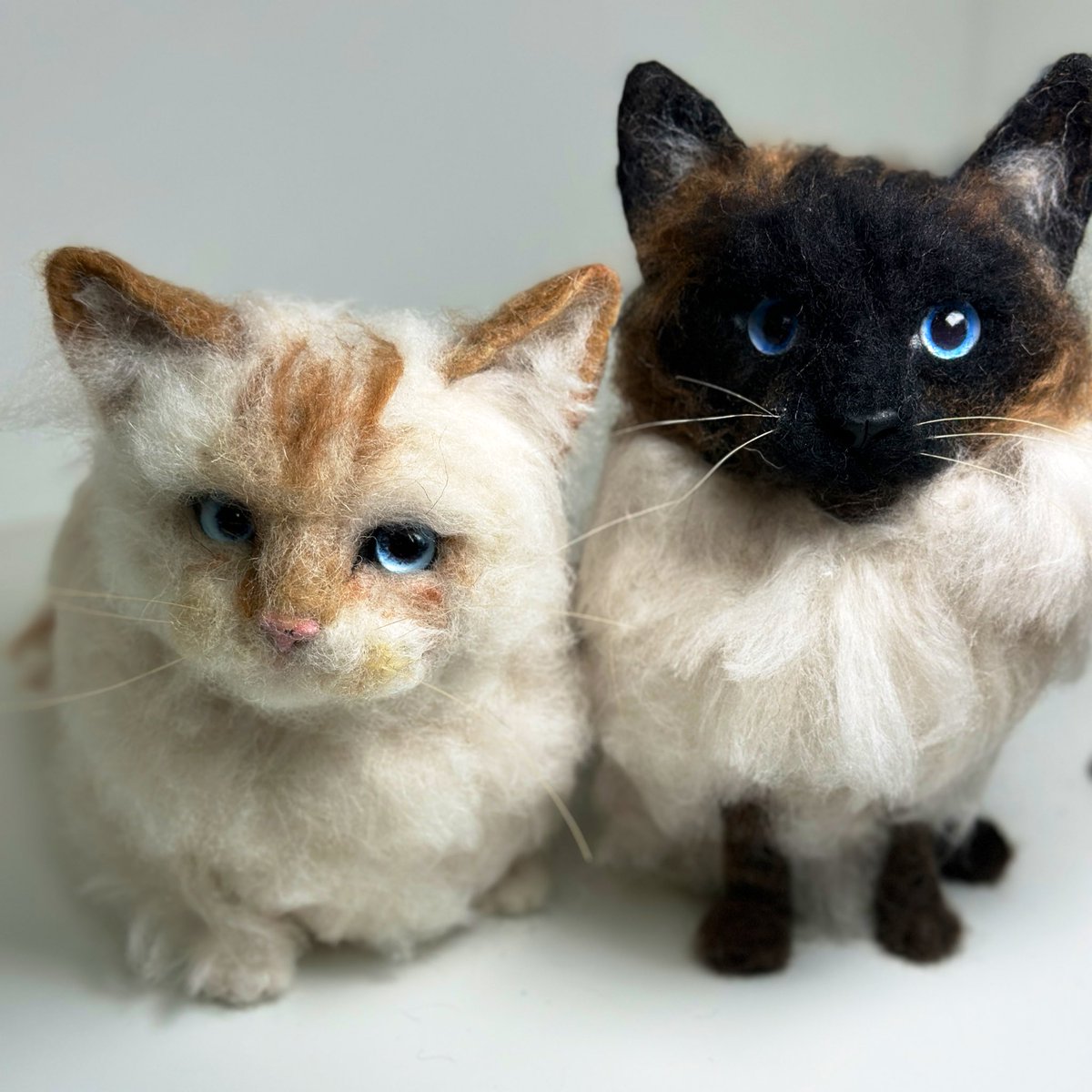 Can share this pair of needle felted of Ragdoll cats - delighted the recipients loved them and they had to give them early as a present as they just couldn’t wait to gift them!