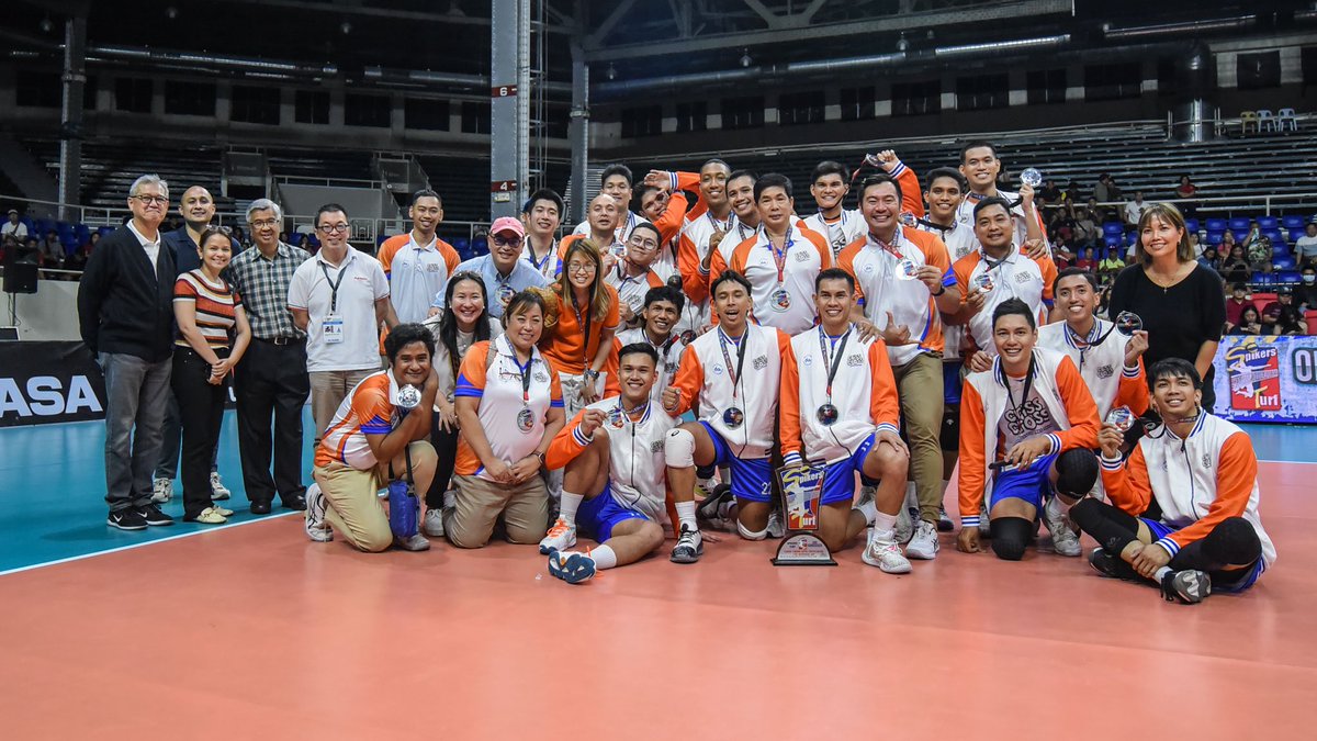 Congratulations, our silver medalist @crisscrosskc_ph 🥈🧡See you next season!! LET’S GO CRISS CROSS, LET’S GOOO!! 📸Spikers Turf