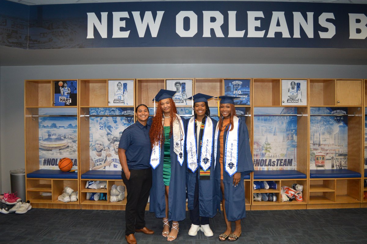 Our grads! Congratulations ladies!

#NOLAsTeam ⚔️ #BeTheChange