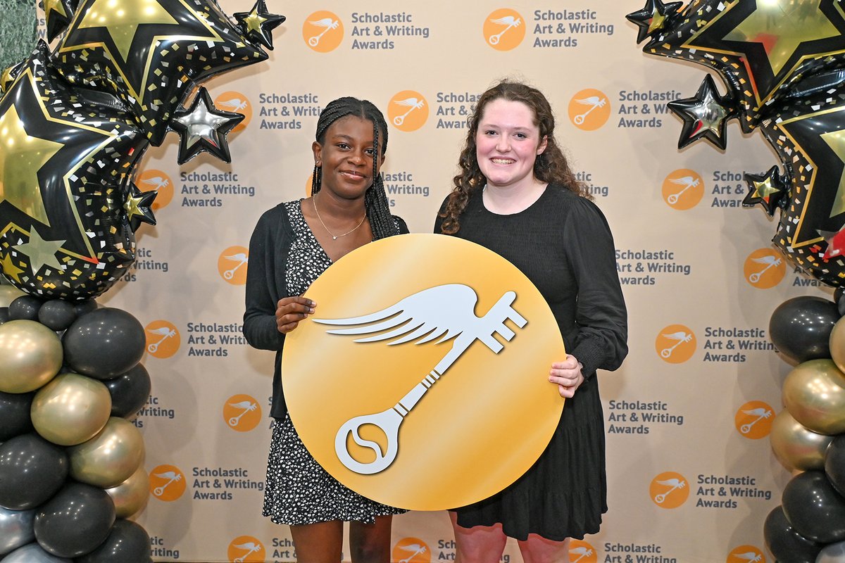 #TeamHCDE honored the many talented Harris County award-winning teens during the Scholastic Art & Writing Awards regional receptions this week. Congratulations to Gold Key and Silver Key winners recognized for their outstanding work. blog.hcde-texas.org/2024/05/10/cre… #BeTheImpact 🎉 🖌️ 📝