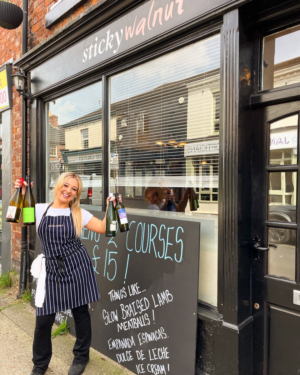 Adele & her favourite wines from our list We have a gorgeous new white special from Argentina, 100% Torrontes, lovely grapefruit & white flowers on the nose, fruity & fresh with a vibrant acidity If you're booked in this weekend we recommend you try it! Enjoy the sun☀️
