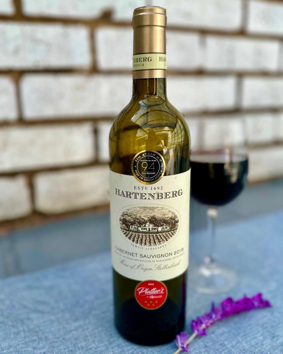 LaurasWorldza's tweet photo. ~Hartenberg Cabernet Sauvignon 2019~
A full-bodied and rich Cab, with flavours of blackcurrant, dark chocolate, and vanilla, balanced by firm tannins and a long, smooth finish.
https://t.co/IgINRcDFXC
🍷
#LaurasWorld #Hartenberg #HartenbergWineEstate #LifeWithHartenberg https://t.co/H6YeladqIX