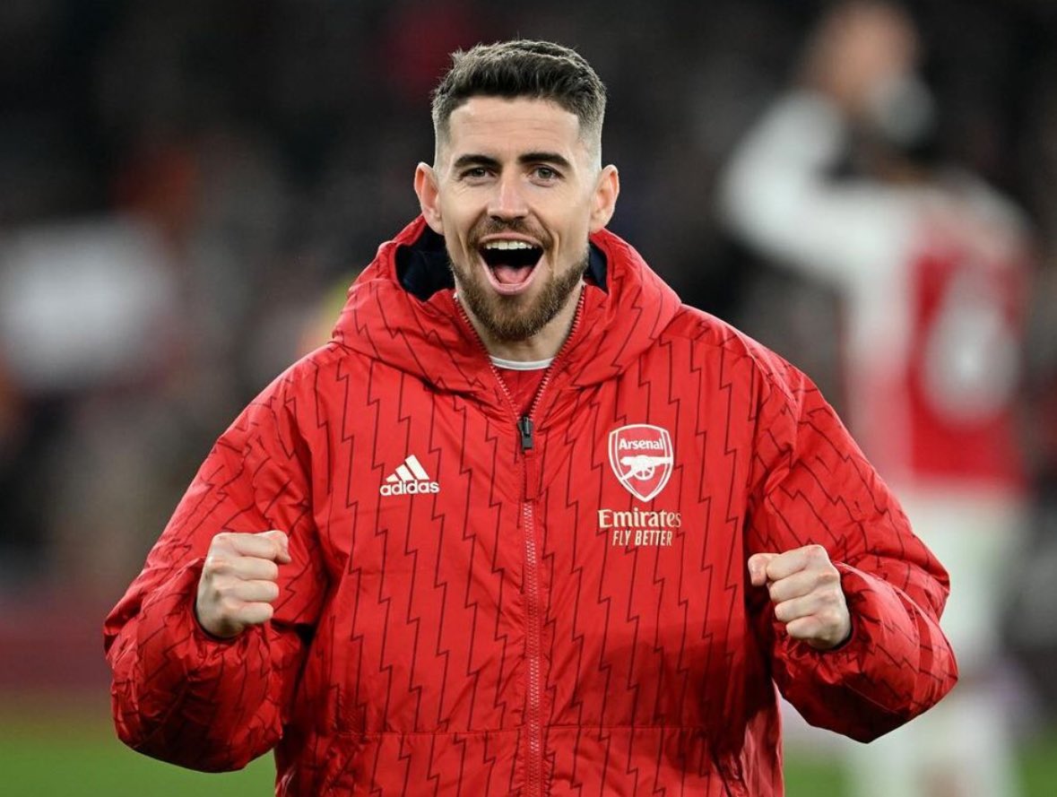 🔴⚪️ Arteta confirms he was pushing for Jorginho to stay: “Trust me, he’s a very important player for all coaches because his game understanding and the way he communicates and coaches people is excellent”. “As a model it’s very difficult to find someone better than him”.