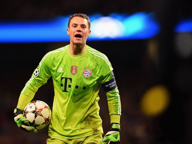 🚨 Son dakika 🚨

Beşiktaş Manuel Neuer için Bayern Münih'e ilgi kağıdı gönderdi.

Dünyanın en iyi kalecilerinden biri olarak gösterilen Neuer'in temsilcisi ile kısa bir süre içerisinde görüşme gerçekleştirileceği iddia edildi.

' Oyuncunun sözleşmesi 2025 yılında sona eriyor. '