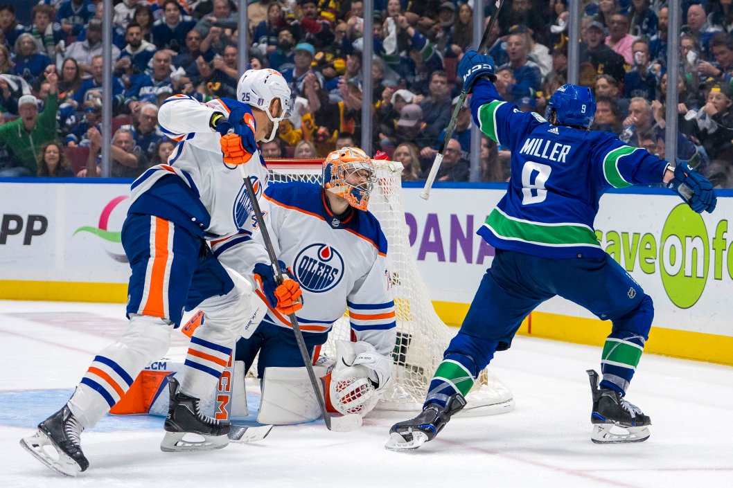 Up next on The @KevinKarius Show... We tee up game two between the #Canucks and #LetsGoOilers with @DerekVanDiest. Listen live ⬇️ iheart.com/live/sports-14…