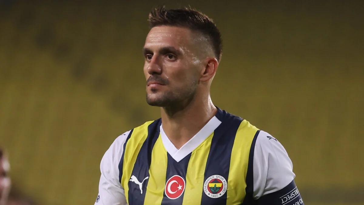 💣#EXCL #FB 🟡🔵🇷🇸 2 clubs from the Major League Soccer are monitoring the situation of 35-year-old Serbian player Dusan Tadic of Fenerbahce.