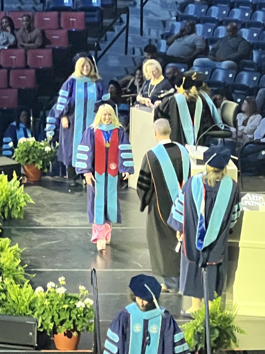 AWoodLovesMath's tweet photo. I am so thankful for friends and family who convinced me to attend graduation! Class of 2024, we did it!! https://t.co/k3Is8JmBiJ