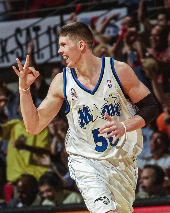 #OTD in 2001 Mike Miller was named Rookie of the Year 🪄