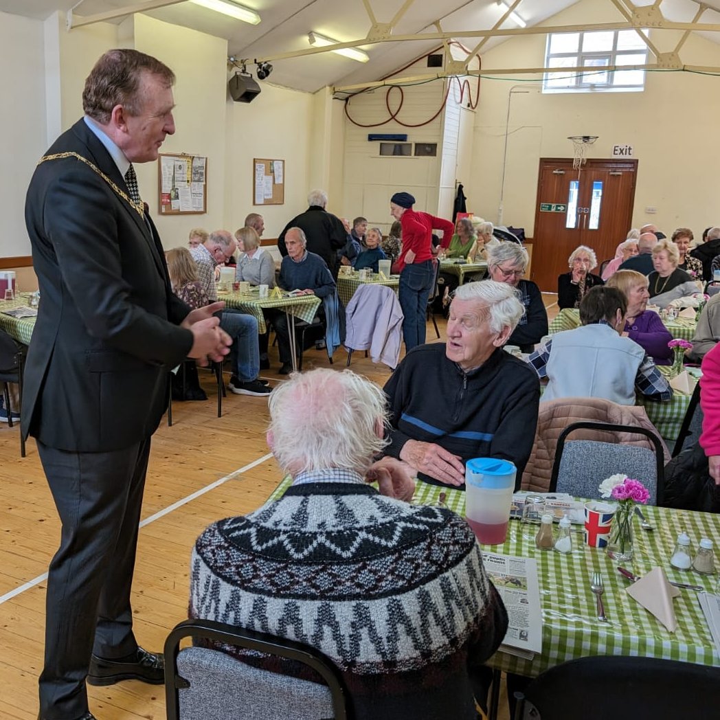 Mottingham's volunteer-led Community Lunch Club runs every Wednesday at Mottingham Methodist Church and is open to all. The Mayor was fortunate enough to join local residents for the lunch last week. #ProudOfBromley
