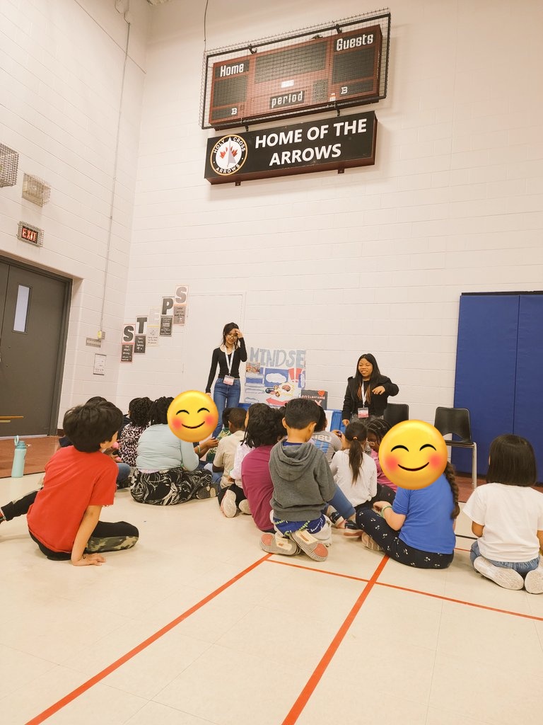 Mental Health Ambassadors are putting on an amazing Expo today <a href="/HCMaltonDPCDSB/">Holy Cross Malton</a> <a href="/Jminchella2/">@Jminchella</a>