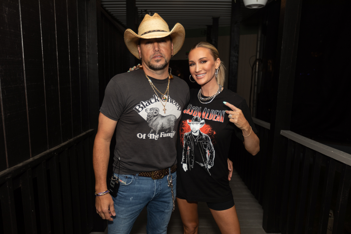 Hot mama 🔥 Get Britt’s shirt + more with 20% off storewide for our Mother’s Day sale now thru Sunday at store.jasonaldean.com