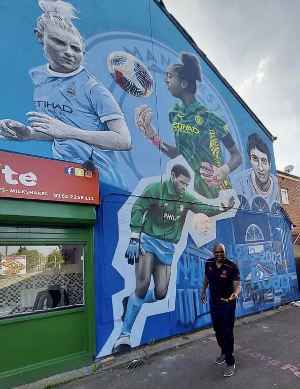 The Place At Platt Lane (@theplacem14) on Twitter photo We were delighted to #MCFC legend and Moss Side inches house last night to talk about his career and sign copies of his book #alexwilliamsbook - <a href="/MancLibraries/">Manchester Libraries</a> <a href="/macinnes_neil/">Neil MacInnes OBE</a> <a href="/mikegarry/">Mike Garry</a> <a href="/AfzalKhanMCR/">Afzal Khan MP</a> <a href="/AliRIlyas/">Ali-Raza Ilyas</a> <a href="/JadeDoswelll/">Jade Doswell</a> @Fallfieldcan24 <a href="/FallowfieldMCC/">MCC Fallowfield</a> We were delighted to #MCFC legend and Moss Side inches house last night to talk about his career and sign copies of his book #alexwilliamsbook - <a href="/MancLibraries/">Manchester Libraries</a> <a href="/macinnes_neil/">Neil MacInnes OBE</a> <a href="/mikegarry/">Mike Garry</a> <a href="/AfzalKhanMCR/">Afzal Khan MP</a> <a href="/AliRIlyas/">Ali-Raza Ilyas</a> <a href="/JadeDoswelll/">Jade Doswell</a> @Fallfieldcan24 <a href="/FallowfieldMCC/">MCC Fallowfield</a>