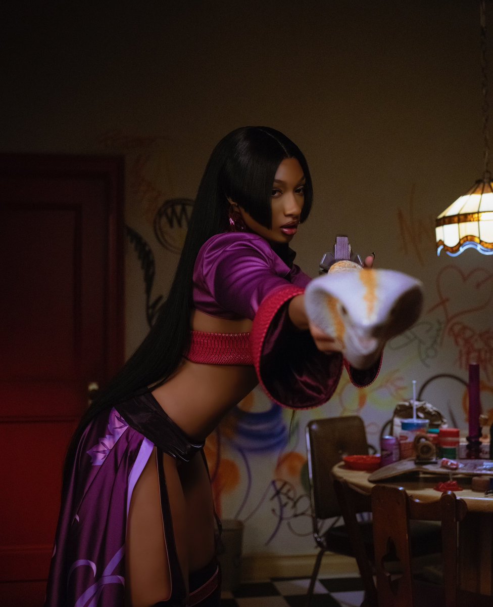 theestallion's tweet image. BOA OUT NOW EVERY WHERE 🐍🎮 mts.lnk.to/boa