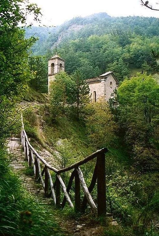 Pietrapazza Bagno di Romagna paese disabitato Buona serata