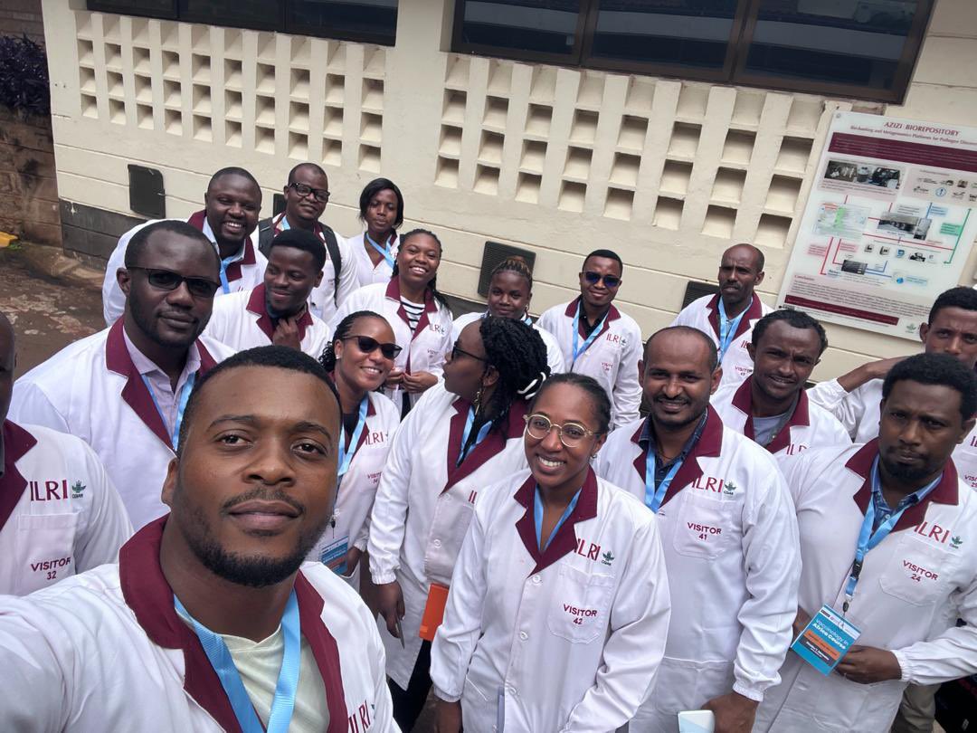 We are thankful to the organizers @KEMRI_Wellcome @JennerInstitute @uonbi @UOxfor and to all classmates (~35 researchers & professionals from 21 African countries) for making it a memorable learning experience!
#VaccineResearchDevelopment🔬
#VaccineManufacturing in🌍
@AfricaCDC