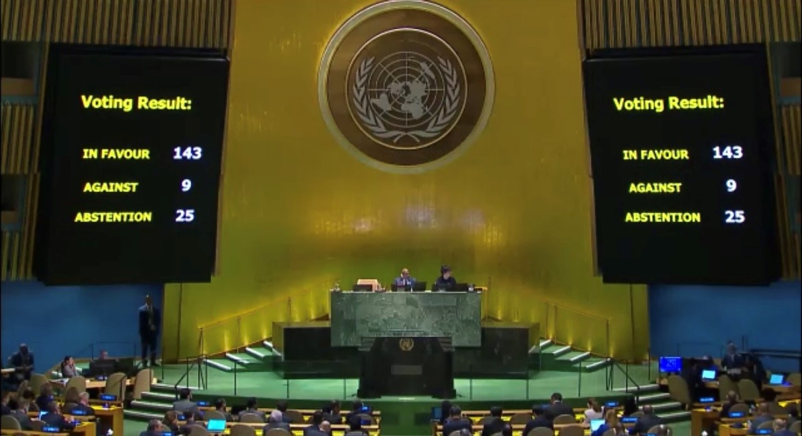 Today the UN General Assembly 🇺🇳 adopted the resolution enhancing the status of the State of Palestine 🇵🇸 in its capacity as an observer state in the @UN. Poland 🇵🇱 voted in favor of the resolution.