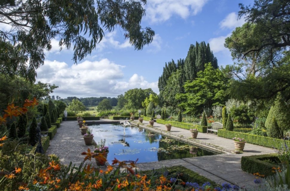 The always beautiful @bordehillgarden Open for the #Nationalgardenscheme 14/5 🌸#Flowers #Gardening