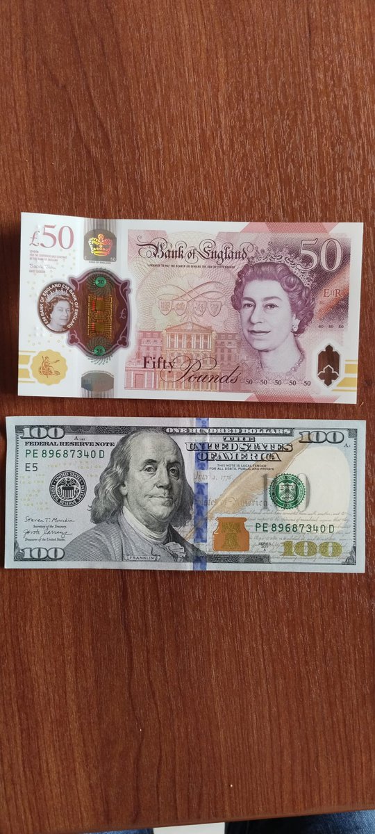 100 dolar favori banknotumdu ama artık Kraliçeye aşığım. Affet beni Franklin ;)