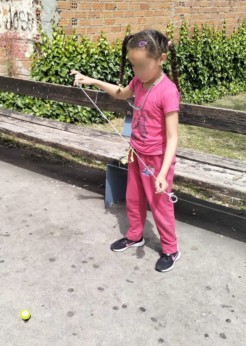 CEIP Ramiro Solans (@cpramirosolans) on Twitter photo Ayer desde el área de #EF celebramos el día del juego en la calle. Durante toda la mañana todas las clases fueron saliendo al corredor verde para disfrutar de diferentes juegos. Aprendemos y nos divertimos <a href="/masEFaragon/">+EF Aragón</a> <a href="/edufis_DDD/">Edufis_DDD</a> <a href="/SaresAragon/">SaresAragón</a> Ayer desde el área de #EF celebramos el día del juego en la calle. Durante toda la mañana todas las clases fueron saliendo al corredor verde para disfrutar de diferentes juegos. Aprendemos y nos divertimos <a href="/masEFaragon/">+EF Aragón</a> <a href="/edufis_DDD/">Edufis_DDD</a> <a href="/SaresAragon/">SaresAragón</a>
