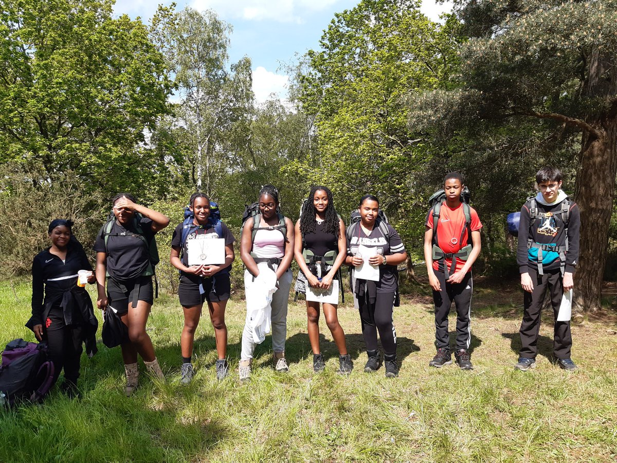 HCACPDofE's tweet image. Two more teams competing their DofE Bronze Practice Expedition in the sunshine at High Elms Country Park! Great effort in hot conditions today!