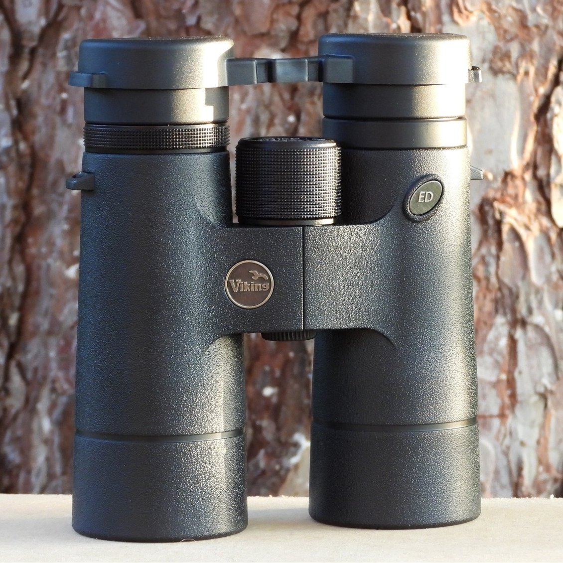 The @VikingOptical Osprey ED #binoculars offer an impressive range of features: Flat field vision with edge to edge sharpness ED glass & dielectric coatings Supremely bright images Excellent colour rendition 10 year warranty Available in 8x42 or 10x42 🔽 birders-store.co.uk/viking-osprey-…