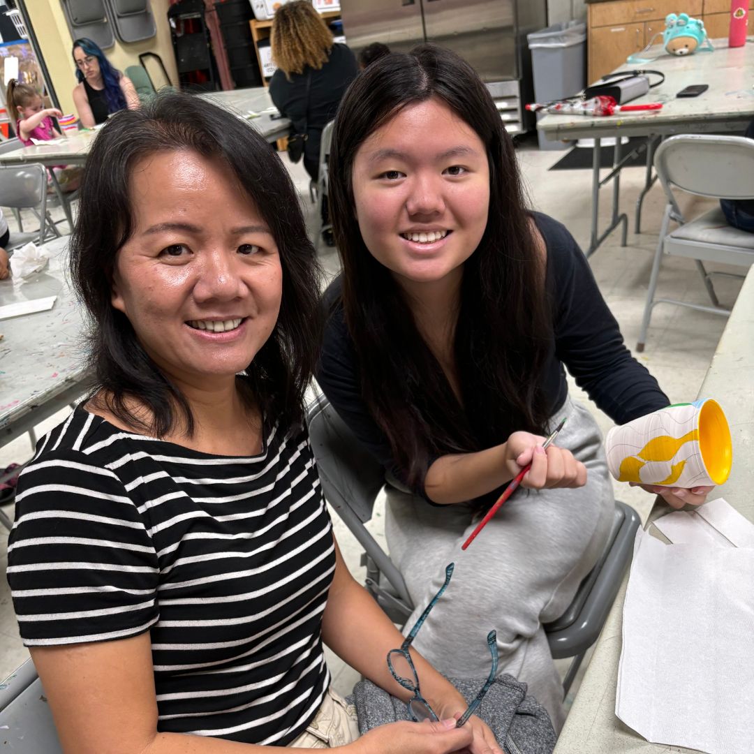 CoralSpringsMOA's tweet image. 🌸 We had a last creating lasting memories at our Ceramic Vase Decorating Workshop! Participants chose from 15 unique vases, unleashing creativity with fun art materials. 

Stay tuned for more events like this! 🎨 #FamilyArtFun #CeramicWorkshop #CSMoA