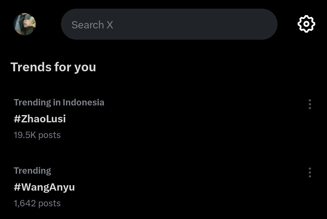 blackandbitjh's tweet photo. Both babies are trending 🥰
#ZhaoLusi
#WangAnyu https://t.co/SzI6AT7Vc4